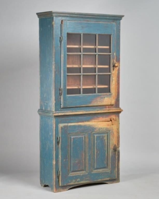 QUÉBEC PINE CUPBOARDA two-piece