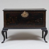 QUEEN ANNE BLACK JAPANNED BLAN