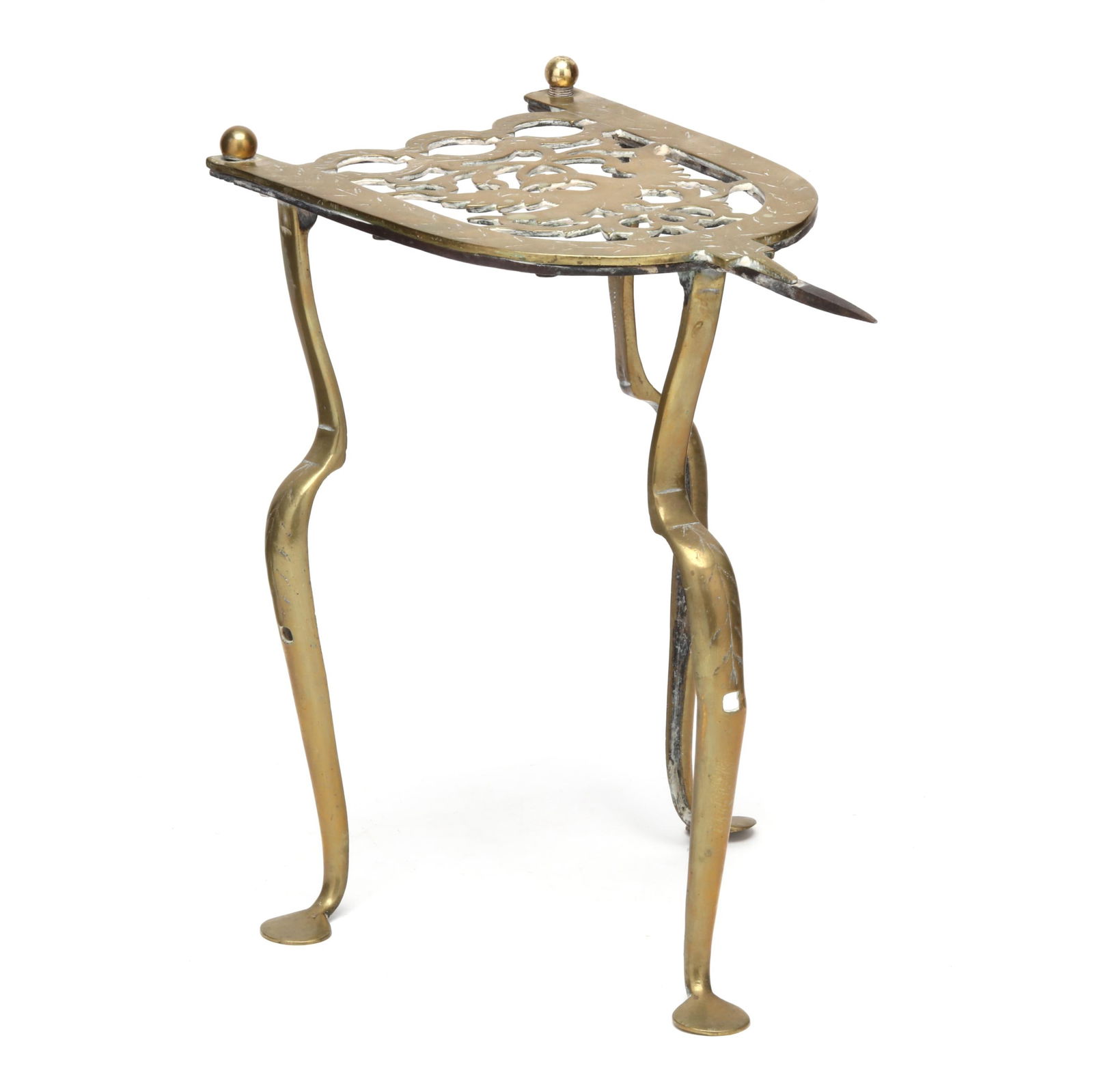 QUEEN ANNE BRASS HEARTH TRIVETQueen
