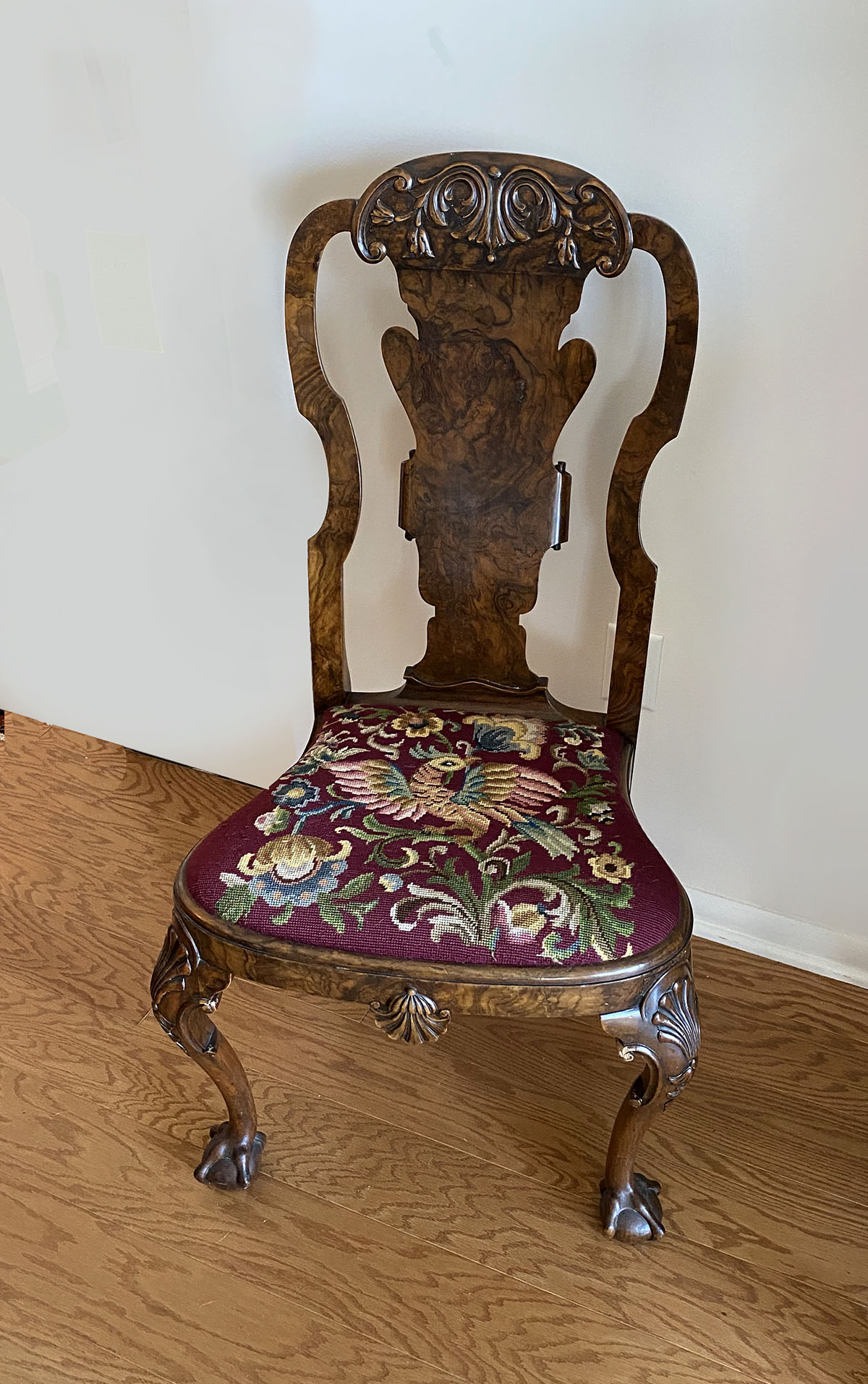 QUEEN ANNE BURL WALNUT CLAW FOOT