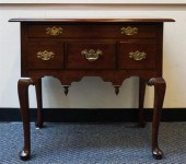 QUEEN ANNE CHERRY LOWBOY, CONN