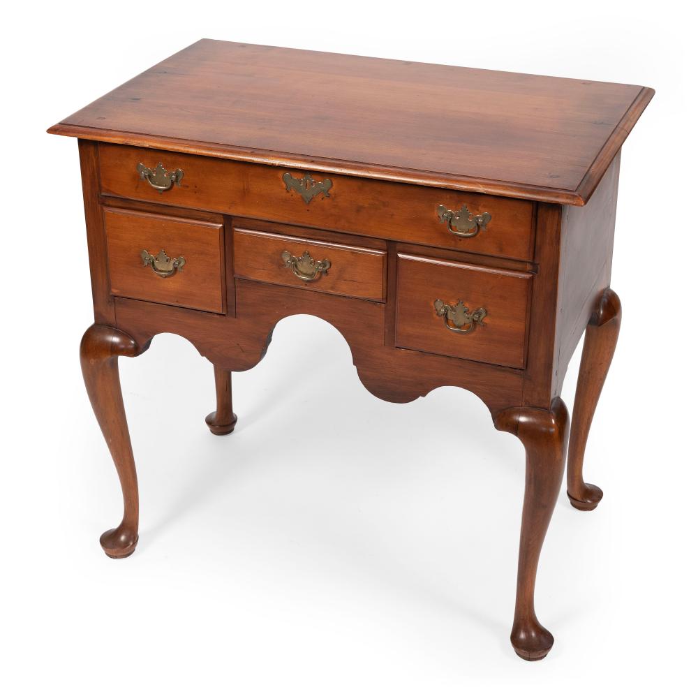 QUEEN ANNE DRESSING TABLE