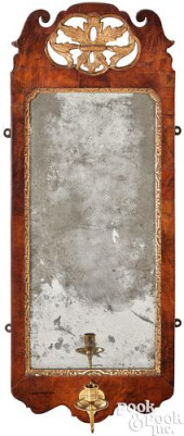 QUEEN ANNE LOOKING GLASS<br>Qu