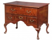 QUEEN ANNE LOWBOY - Mahogany Q