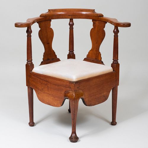 QUEEN ANNE MAHOGANY CORNER