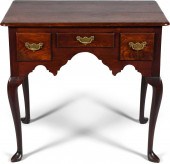 QUEEN ANNE MAHOGANY DRESSING T
