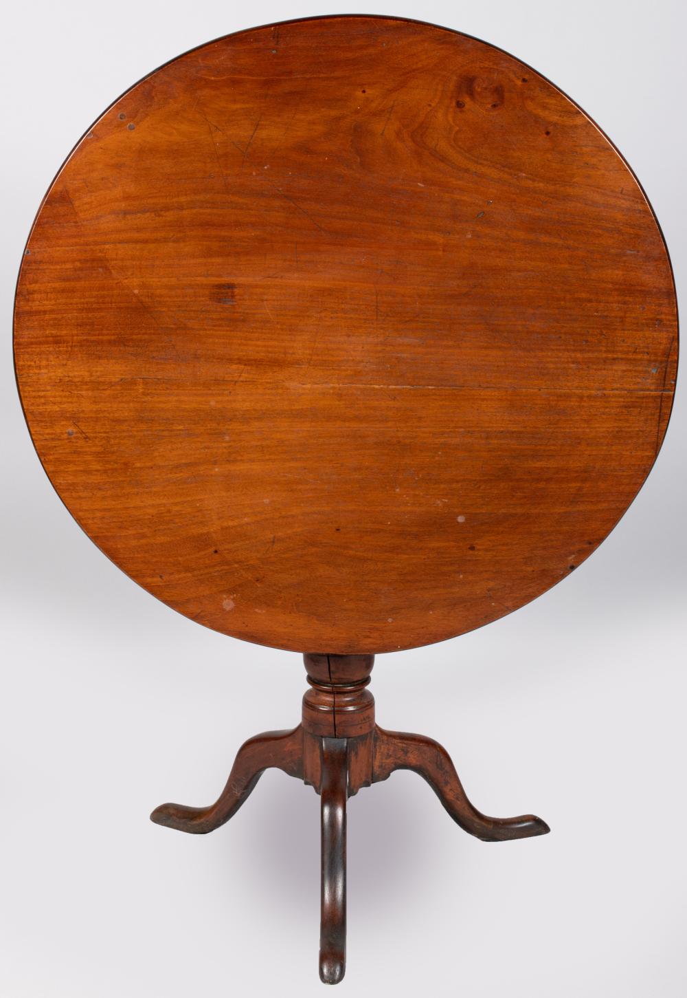 QUEEN ANNE MAHOGANY TILT-TOP TEA