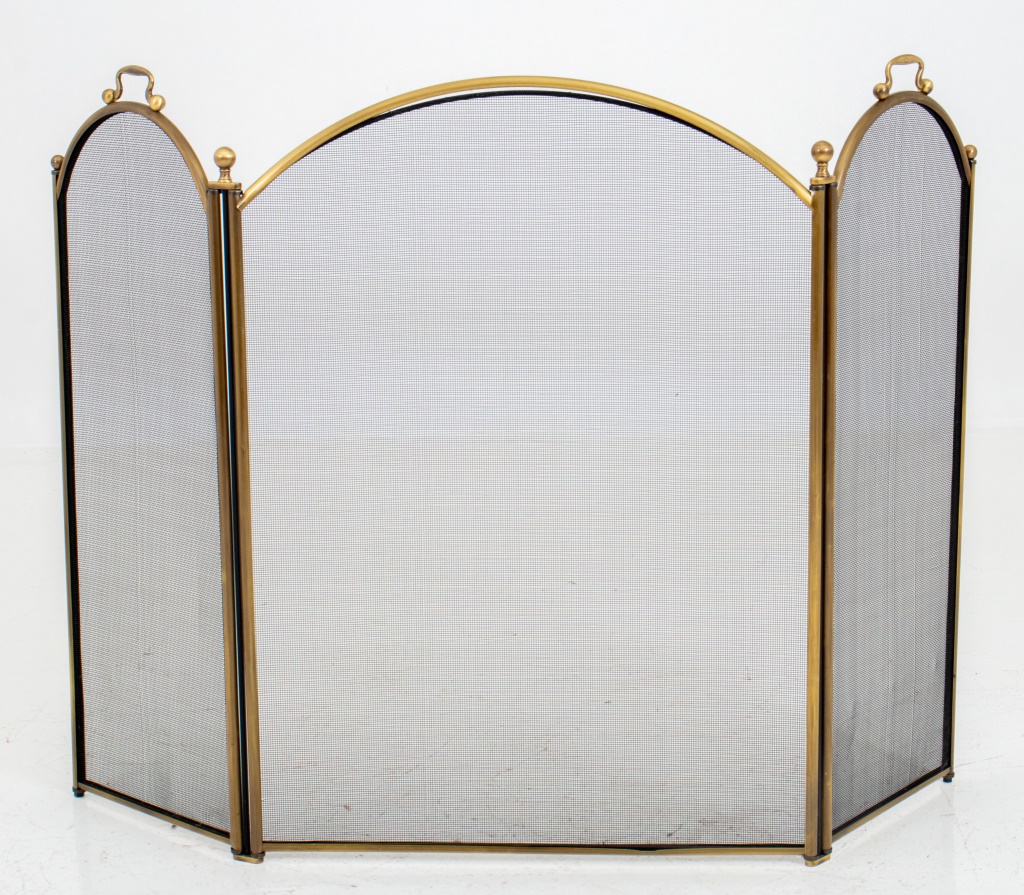 QUEEN ANNE MANNER FIRESCREEN