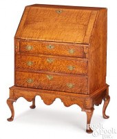 QUEEN ANNE STYLE BIRD'S-EYE MA