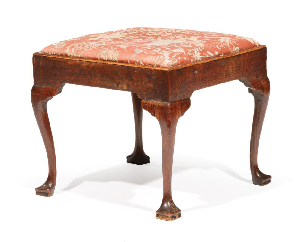 QUEEN ANNE-STYLE CARVED OAK
