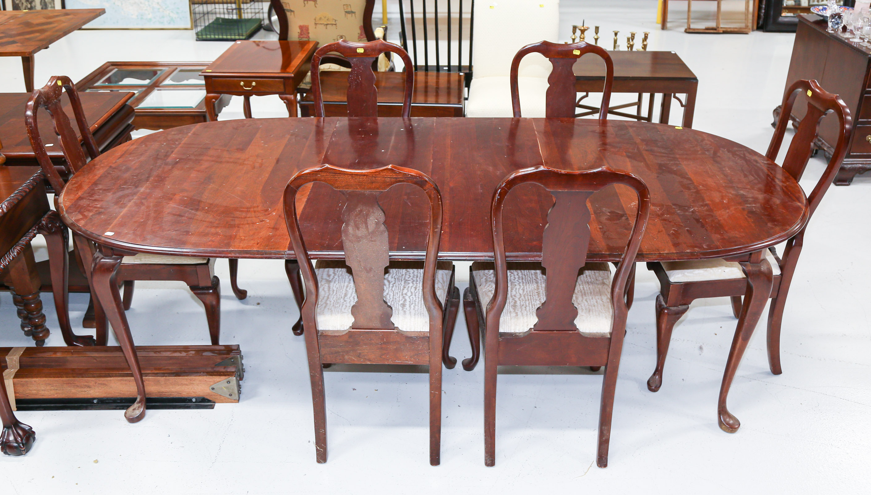 QUEEN ANNE STYLE CHERRY DINING