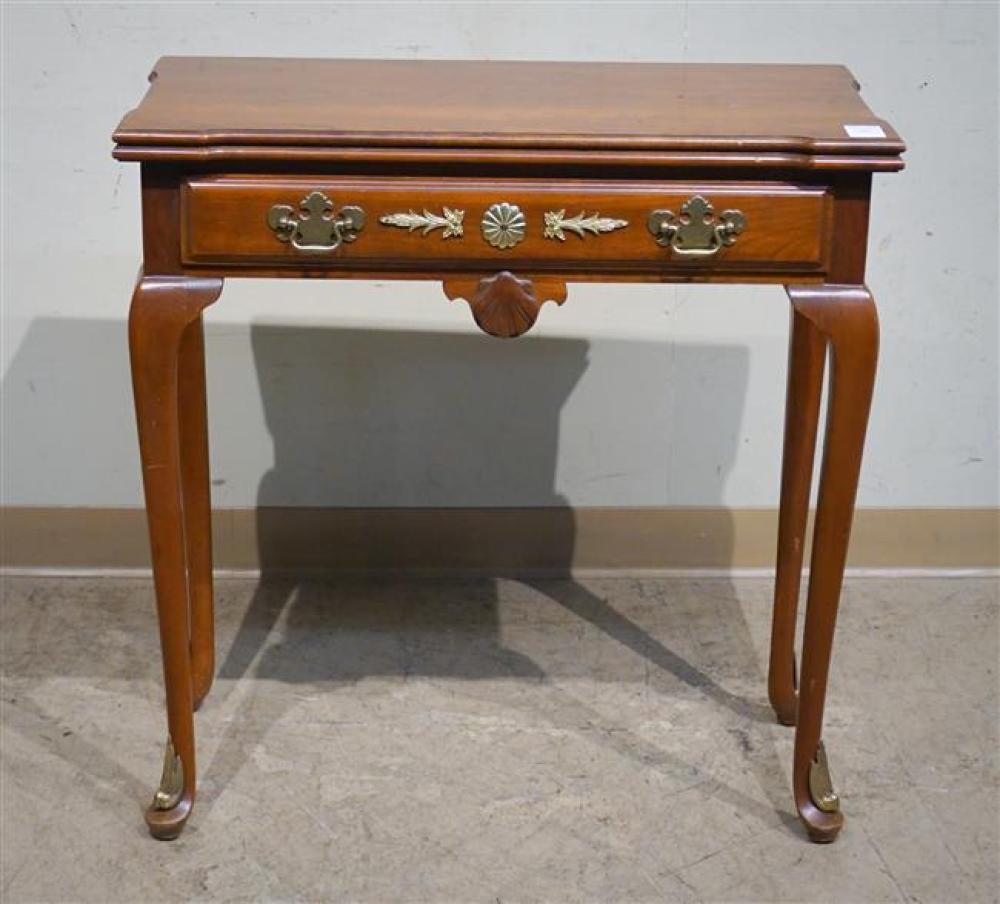 QUEEN ANNE STYLE CHERRY FOLD-TOP