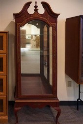 QUEEN ANNE STYLE CHINOSERIE DE