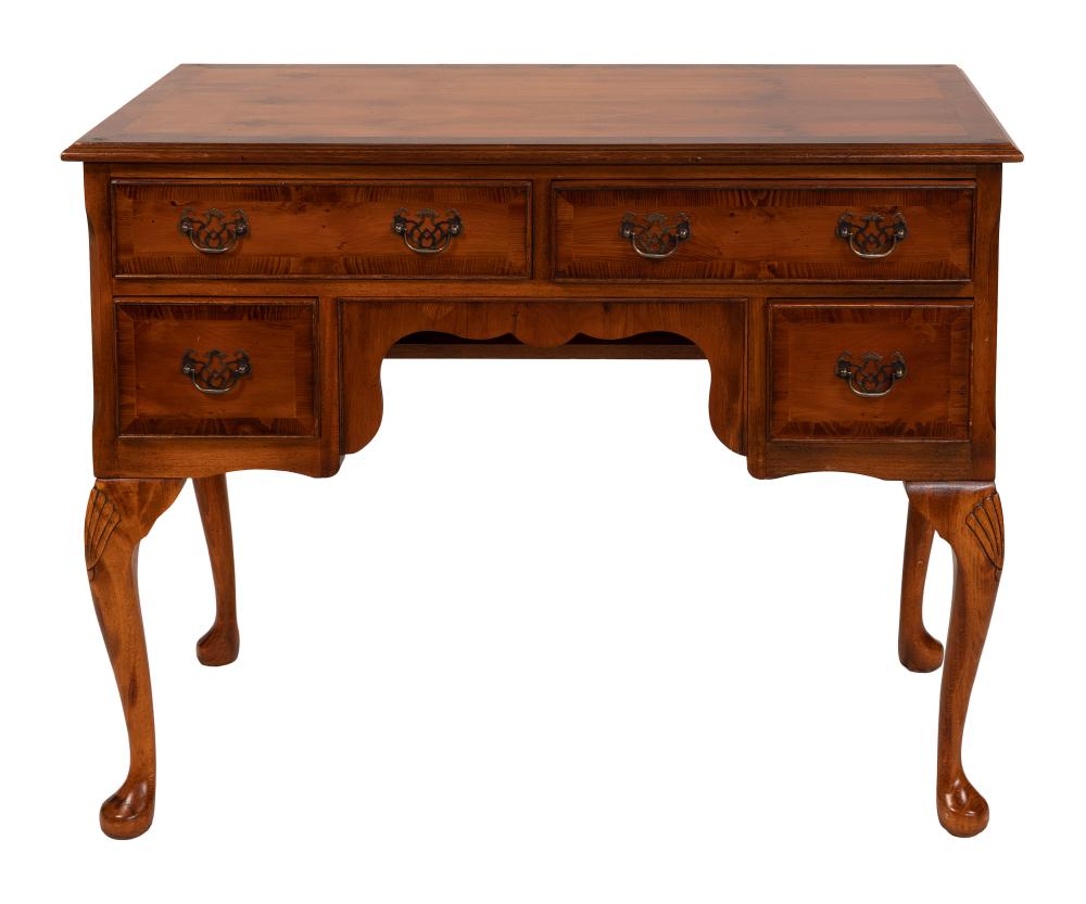 QUEEN ANNE-STYLE DRESSING TABLE