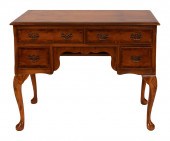QUEEN ANNE-STYLE DRESSING TABL