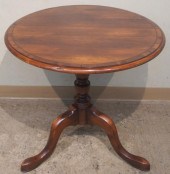 QUEEN ANNE STYLE FRUITWOOD TIL