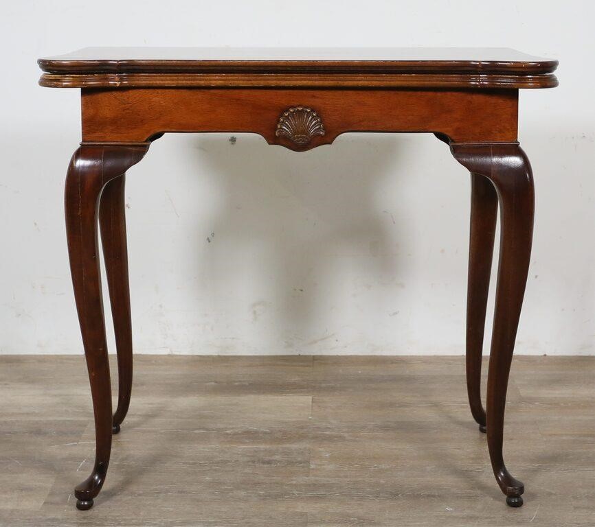 QUEEN ANNE STYLE GAMING