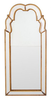 QUEEN ANNE STYLE GILT WOOD MIR