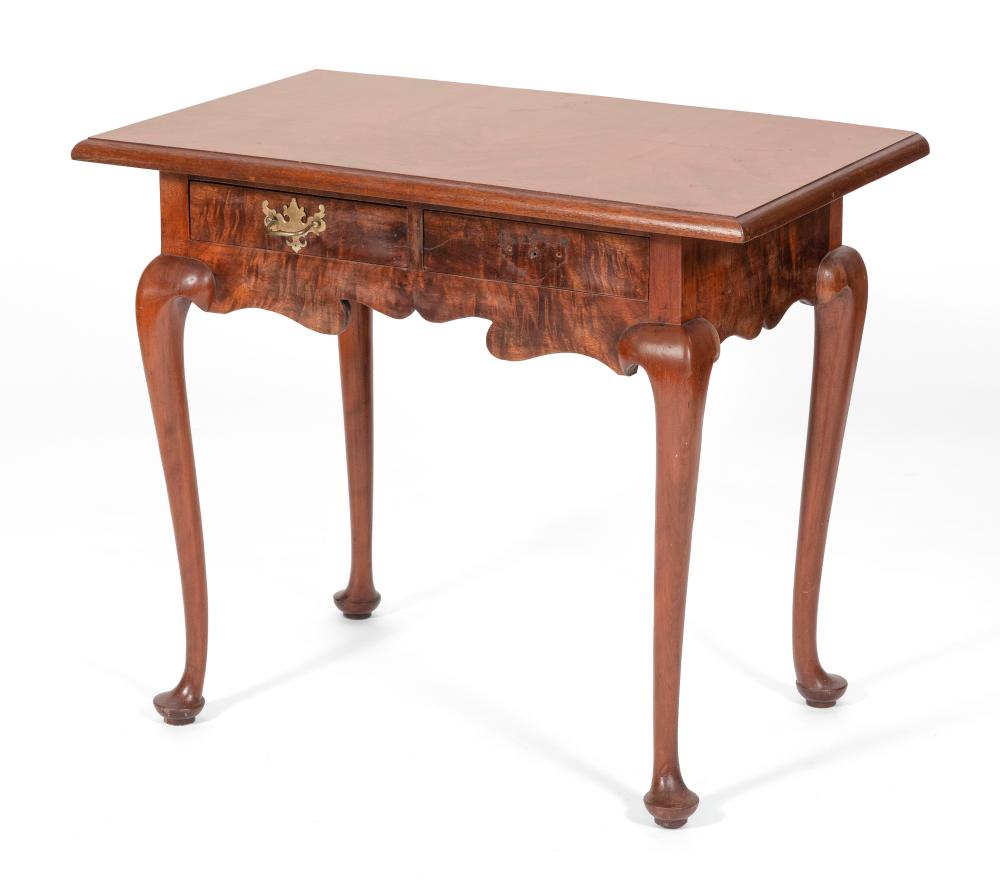 QUEEN ANNE-STYLE LOWBOY 20TH