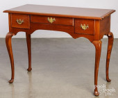 QUEEN ANNE STYLE MAHOGANY DRES