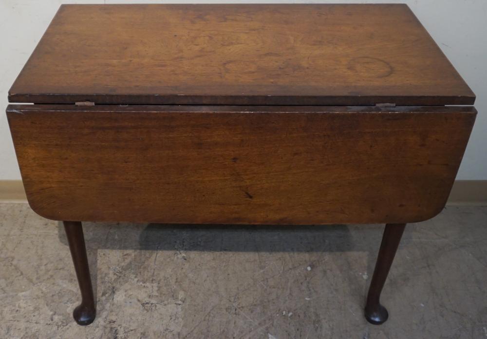 QUEEN ANNE STYLE MAHOGANY DROP-LEAF