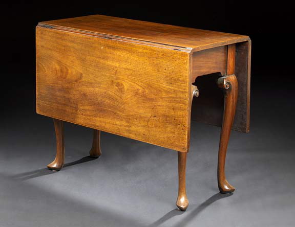 Queen Anne-Style Mahogany Drop-Leaf