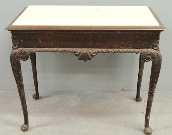 Queen Anne style mahogany mixing