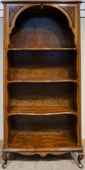 QUEEN ANNE STYLE MAHOGANY OPEN