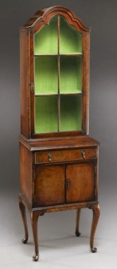 Queen Anne style mahogany vitr