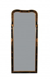 QUEEN ANNE STYLE PARCEL GILT B