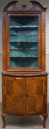 QUEEN ANNE STYLE PARQUETRY FRU