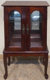 QUEEN ANNE STYLE SMALL CHERRY