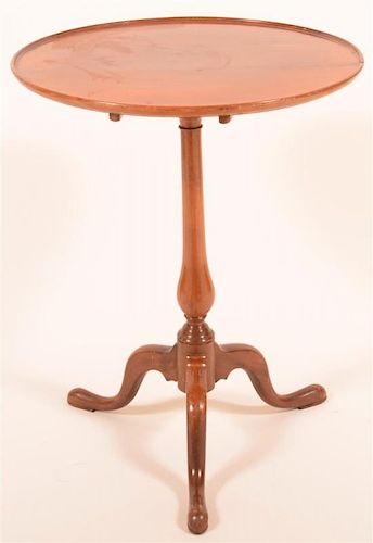 QUEEN ANNE STYLE TILT TOP