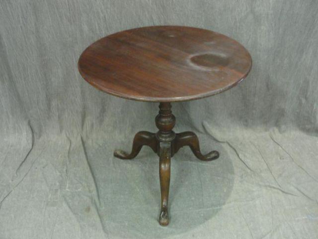 Queen Anne Style Tilt Top Table