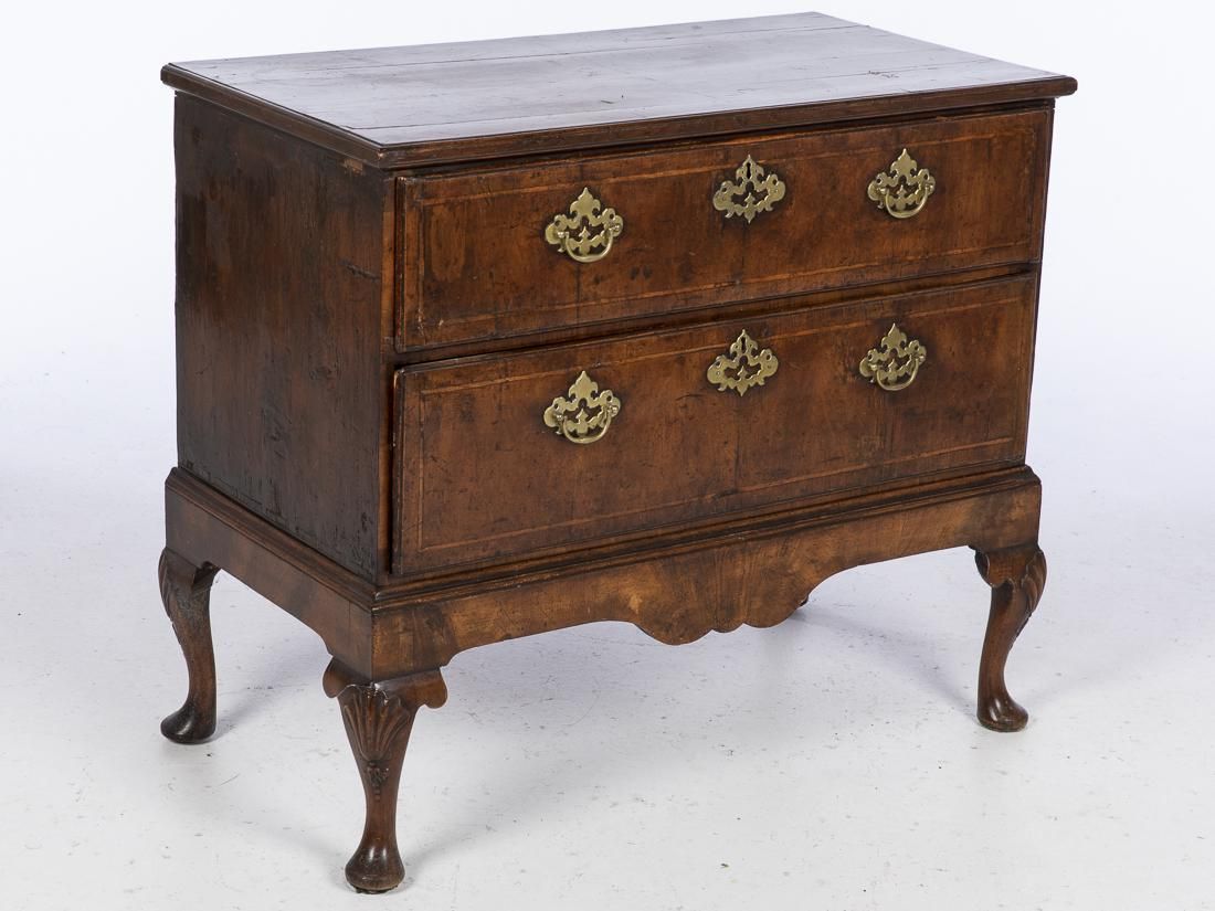 QUEEN ANNE STYLE WALNUT CHEST ON