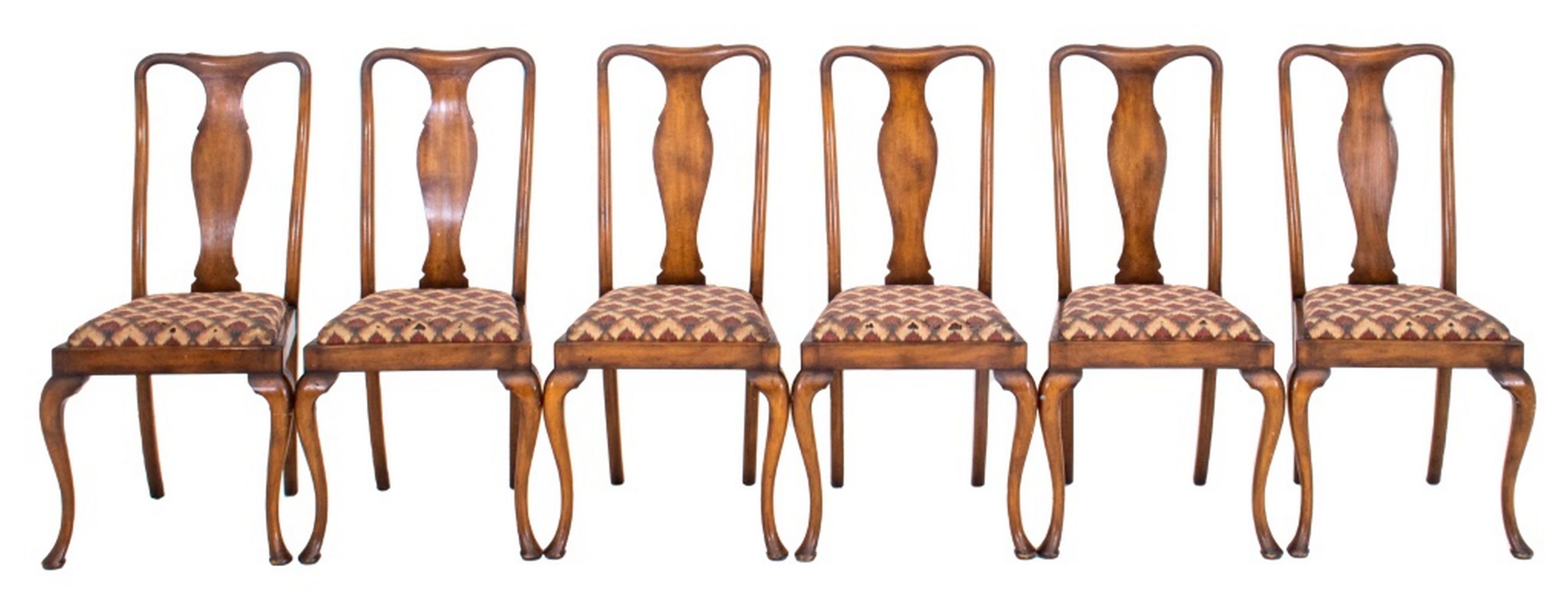 QUEEN ANNE STYLE WALNUT DINING