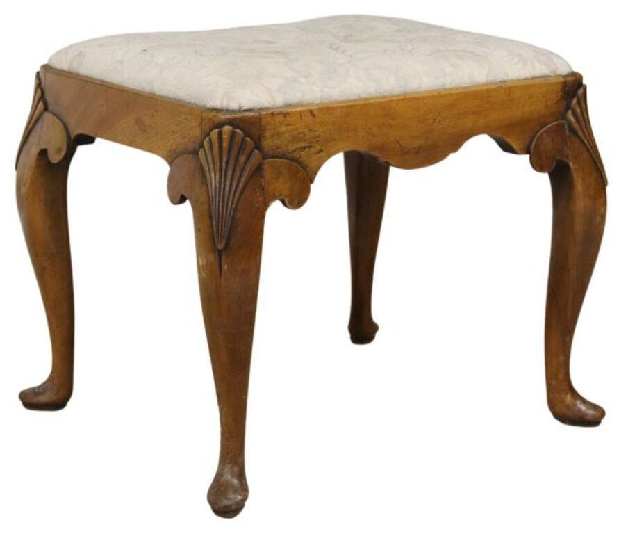 QUEEN ANNE STYLE WALNUT DRESSING