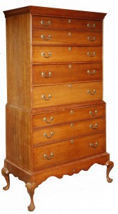 QUEEN ANNE THREE-PART SOLID CH