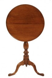 QUEEN ANNE TILT-TOP TABLE - Pe