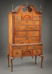 QUEEN ANNE WALNUT BONNET-TOP H