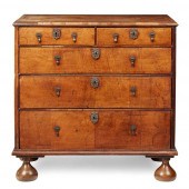 QUEEN ANNE WALNUT CHEST OF DRA