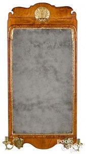 QUEEN ANNE WALNUT VENEER LOOKI