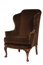 QUEEN ANNE WINGCHAIR - Walnut