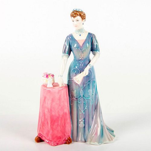 QUEEN MARY HN4900 - ROYAL DOULTON