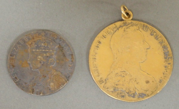 Queen Victoria medallion 1.5"dia.