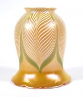 QUEZAL ART GLASS PULLED FEATHE