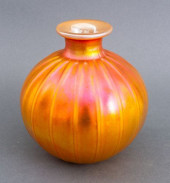 QUEZAL IRIDESCENT ART GLASS LO