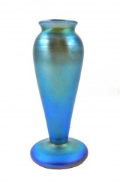 QUEZAL IRIDESCENT BLUE VASE, S