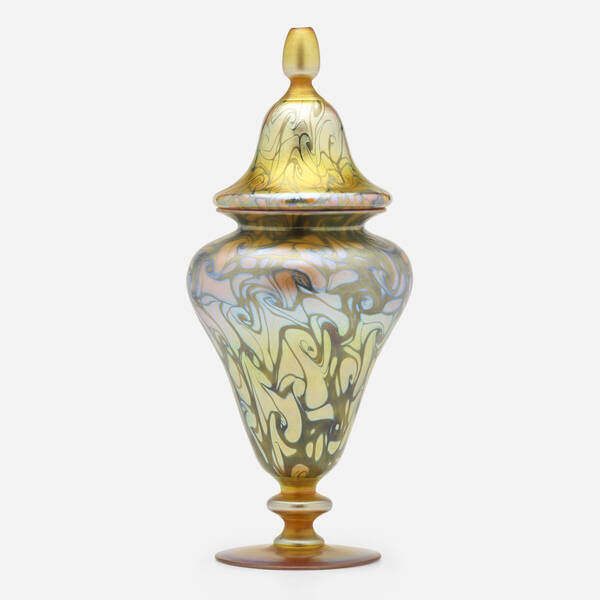 Quezal. King Tut covered jar. c.
