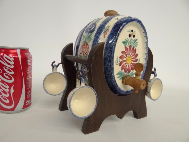 Quimper cask in wood brace and four